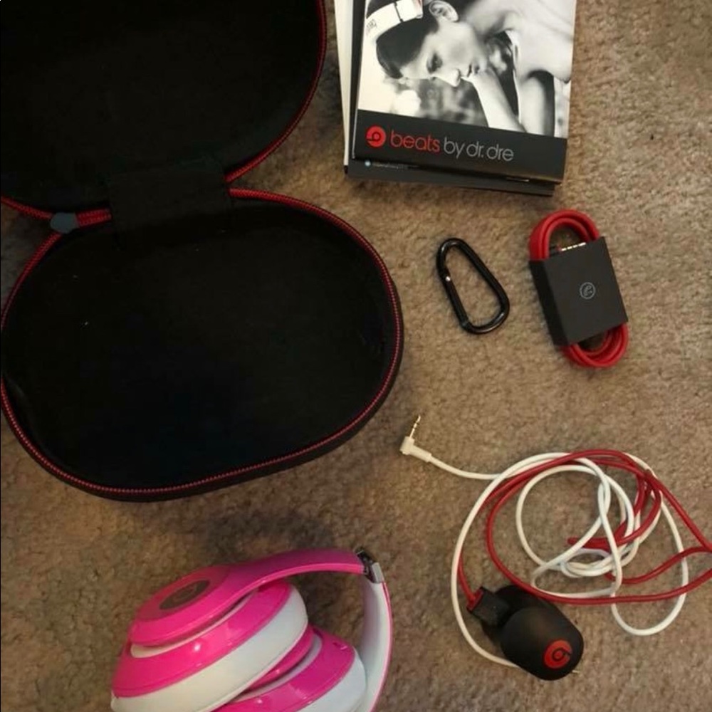 Beats by Dre Studio. Excellent condition!